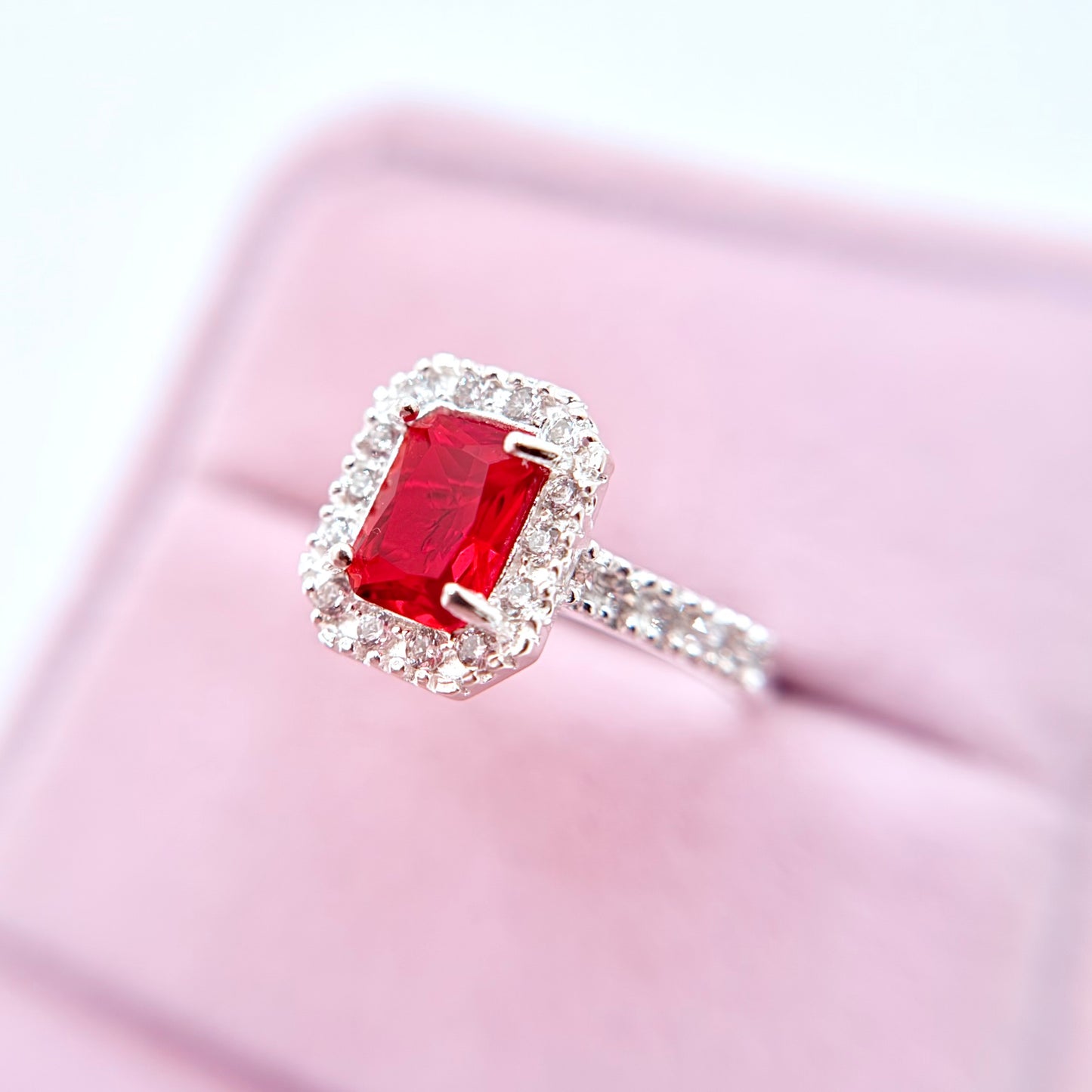 Bella Eterna Silver Ring