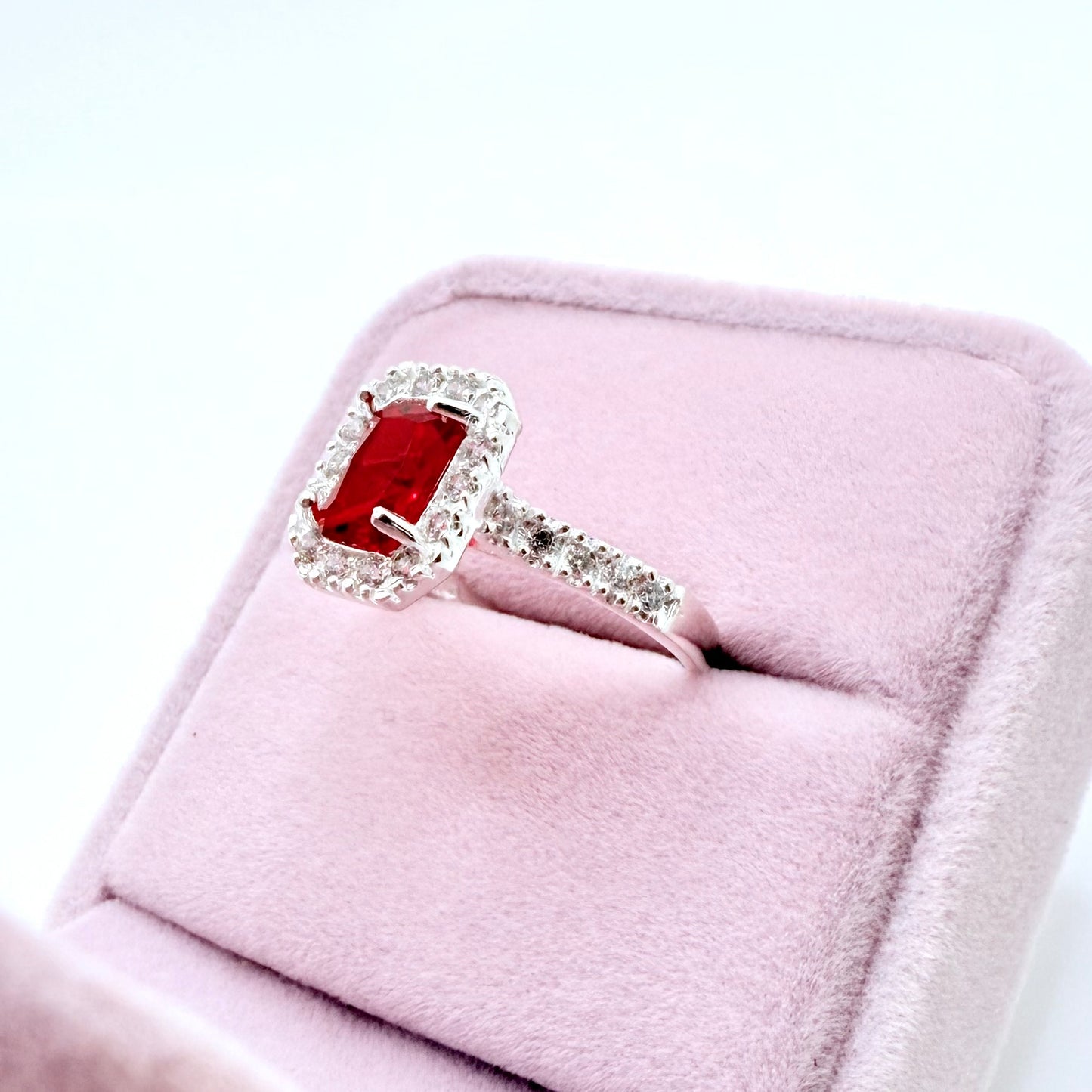 Bella Eterna Silver Ring