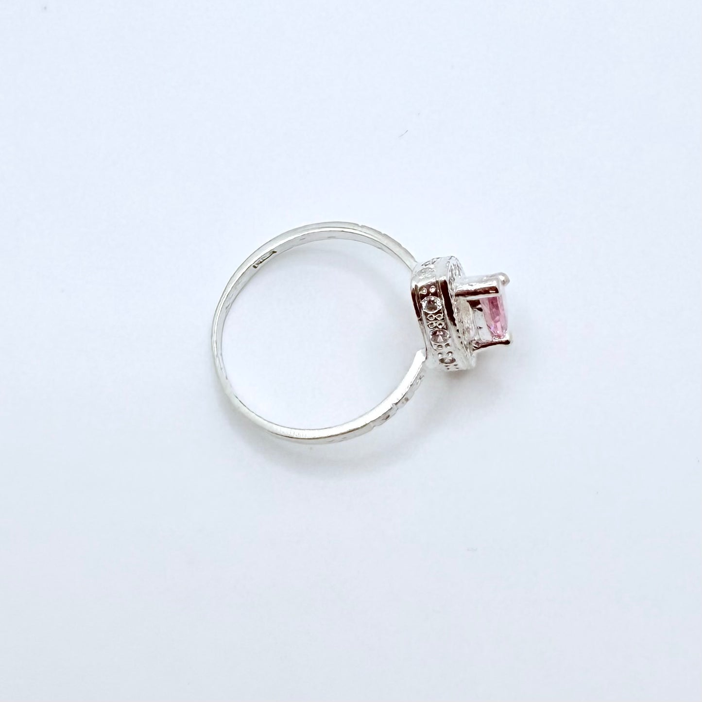 Elegancia Silver Ring